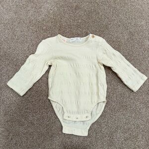 Zara textured ivory onesie newborn NWOT